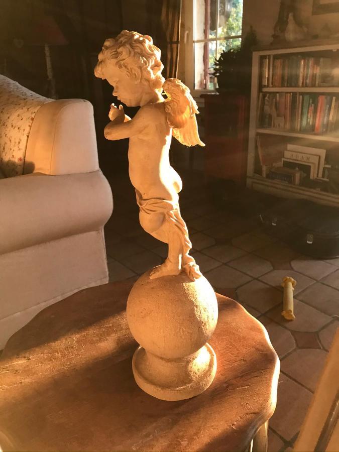 Le Peyrail Bed & Breakfast Les Leves-et-Thoumeyragues Bagian luar foto