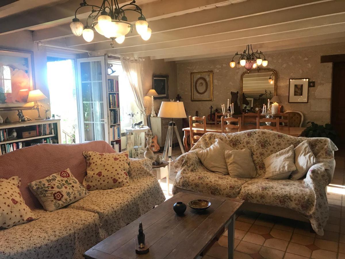 Le Peyrail Bed & Breakfast Les Leves-et-Thoumeyragues Bagian luar foto