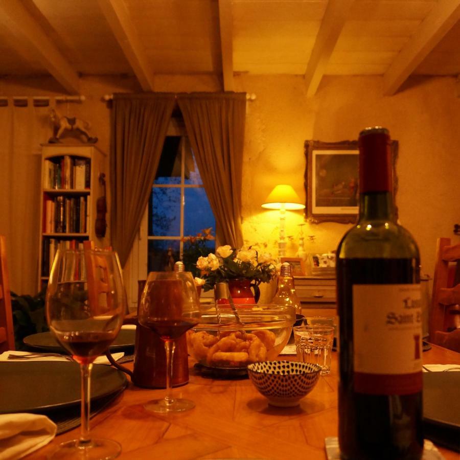 Le Peyrail Bed & Breakfast Les Leves-et-Thoumeyragues Bagian luar foto